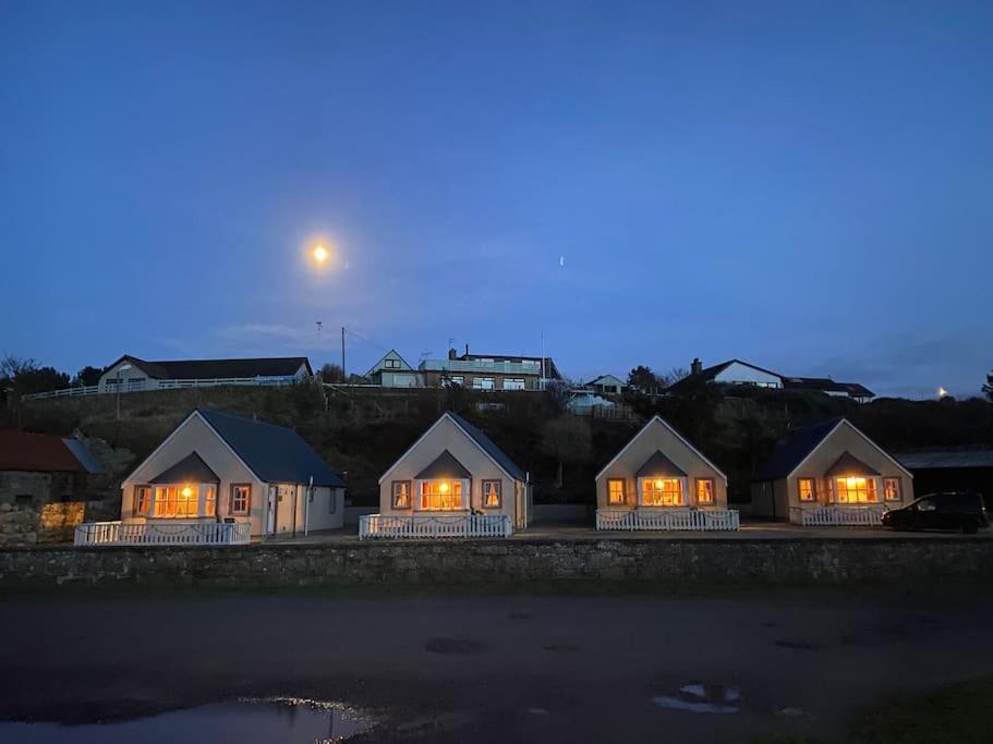 Dolphin View Cottages Portmahomack ภายนอก รูปภาพ
